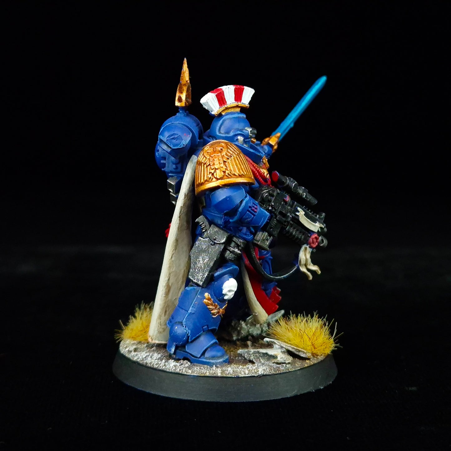 Captain - Ultramarines - Space Marines - Warhammer 40k