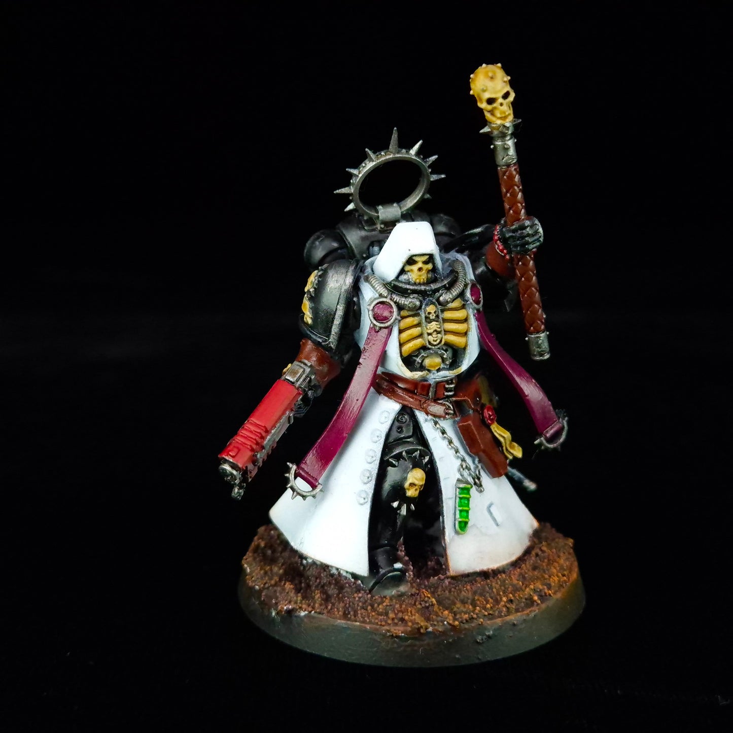 Chaplain - Black Templars - Space Marines - Warhammer 40k