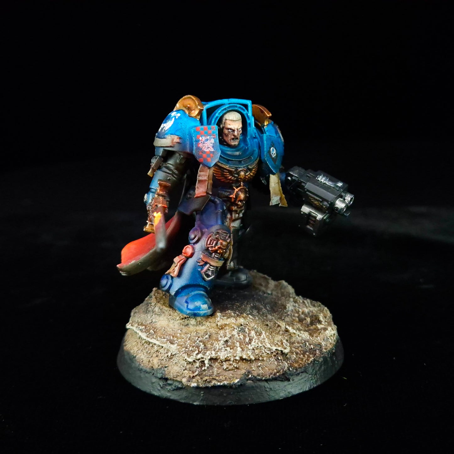 Captain in Terminator Armour - Ultramarines - Space Marines - Warhammer 40k