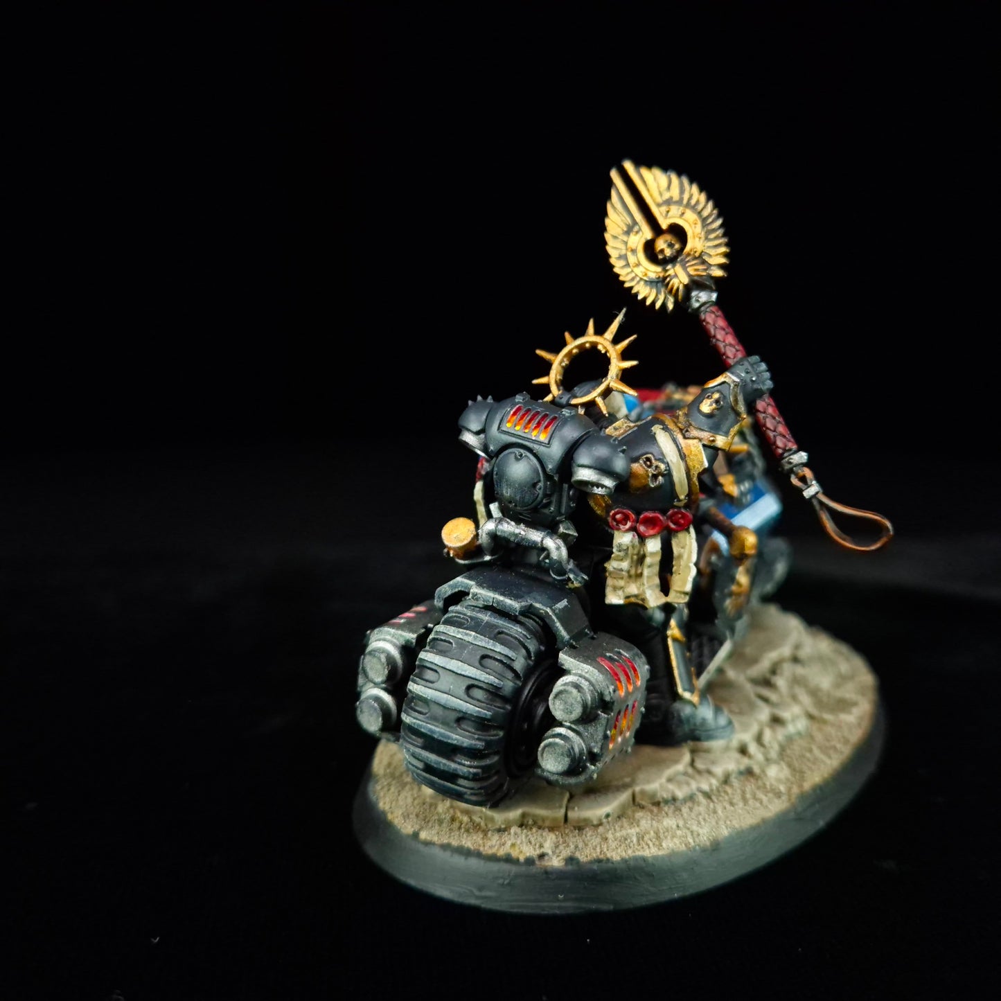 Chaplain on Bike - Ultramarines - Space Marines - Warhammer 40k