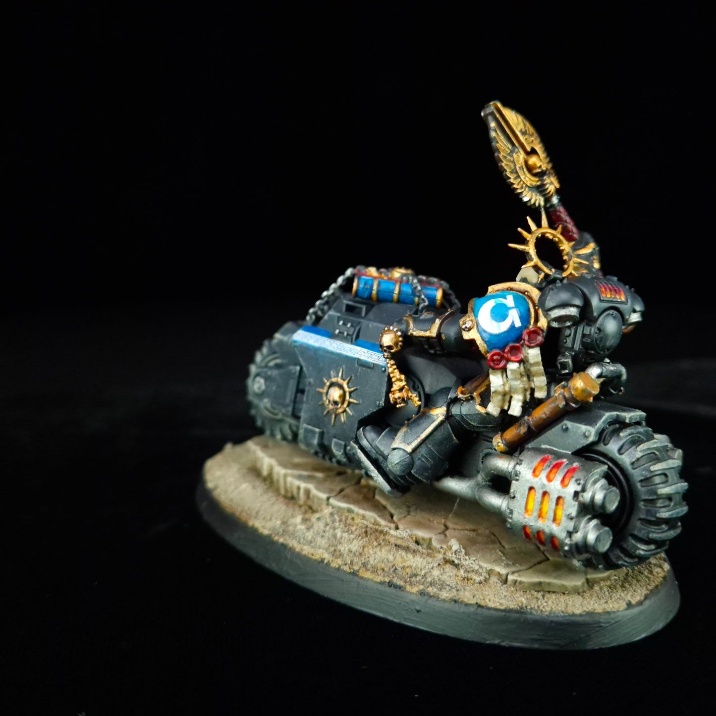 Chaplain on Bike - Ultramarines - Space Marines - Warhammer 40k