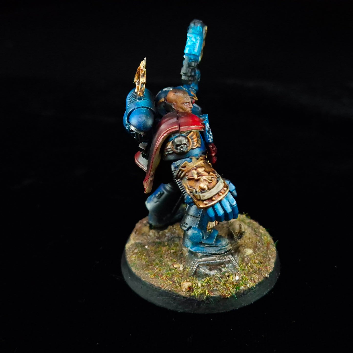 Captain - Ultramarines - Space Marines - Warhammer 40k