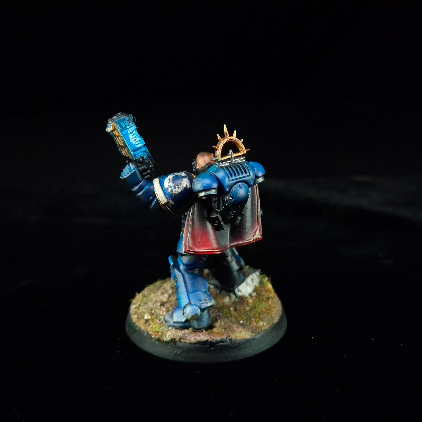 Captain - Ultramarines - Space Marines - Warhammer 40k