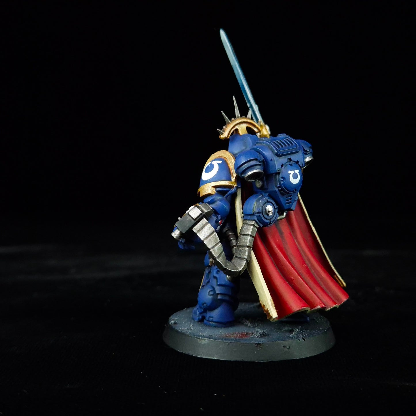 Gravis Captain - Ultramarines - Space Marines - Warhammer 40k