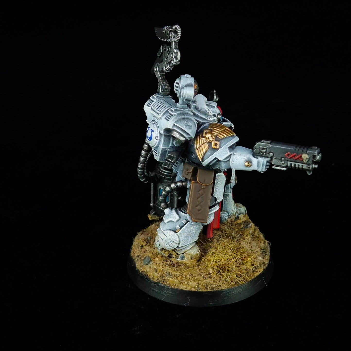 Biologis Apothecary - Ultramarines - Space Marines - Warhammer 40k