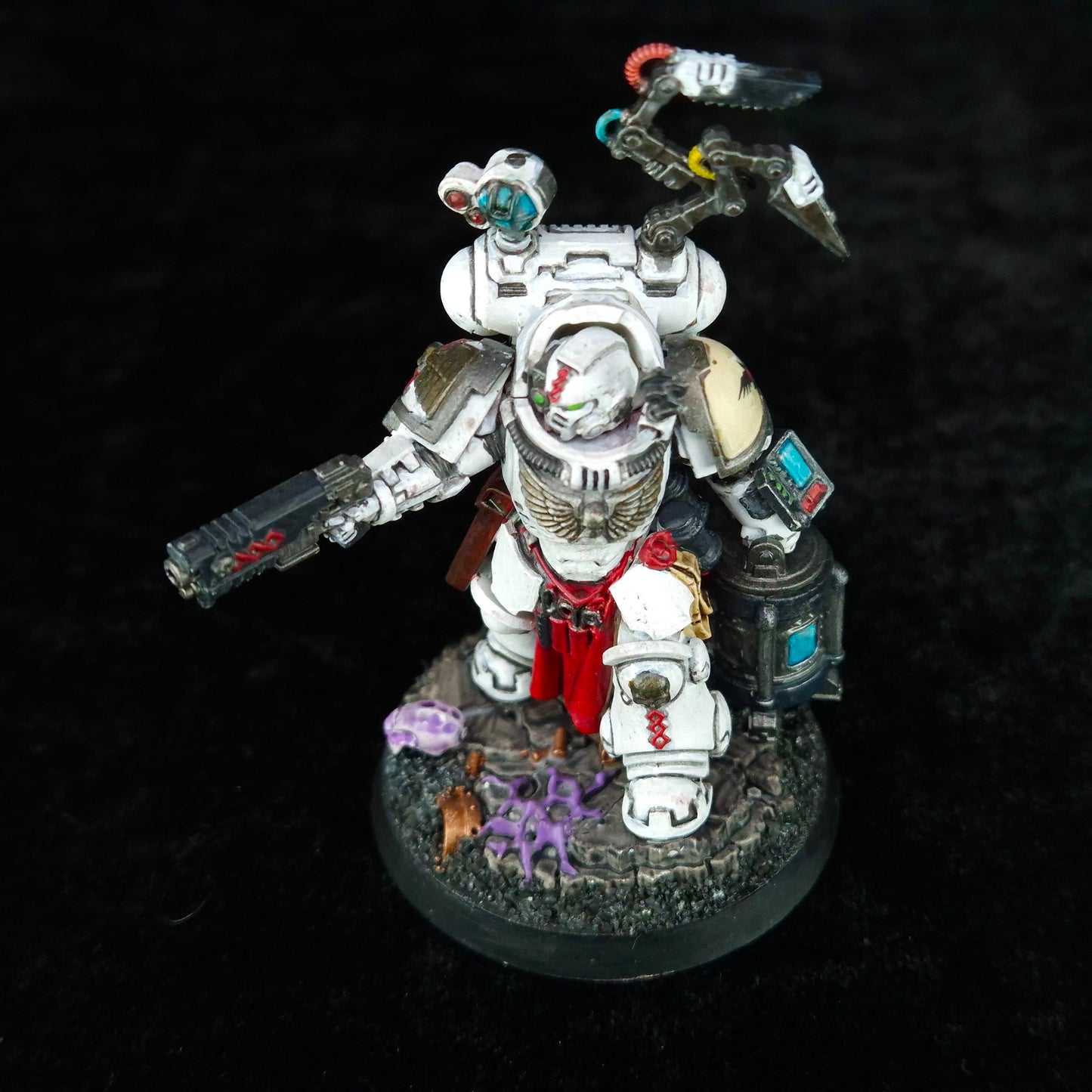 Biologis Apothecary - Blood Ravens - Space Marines - Warhammer 40k