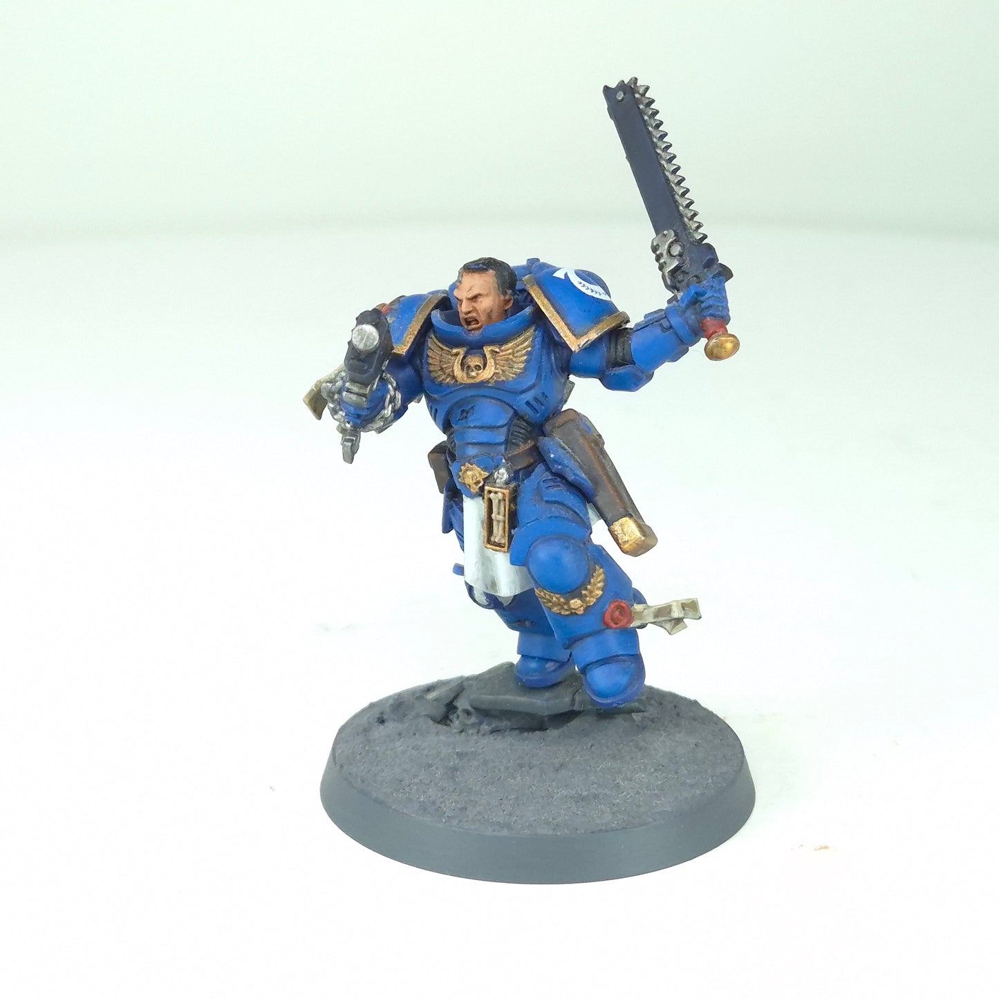 Lieutenant Titus - Ultramarines - Space Marines - Warhammer 40k