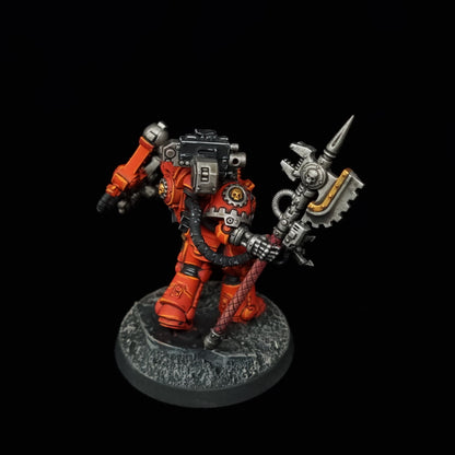 Techmarine - Salamanders - Space Marines - Warhammer 40k