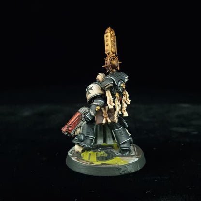 Chaplain - Black Templars - Space Marines - Warhammer 40k