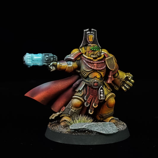 Captain with Power Fist - Imperial Fists - Space Marines - Warhammer 40k