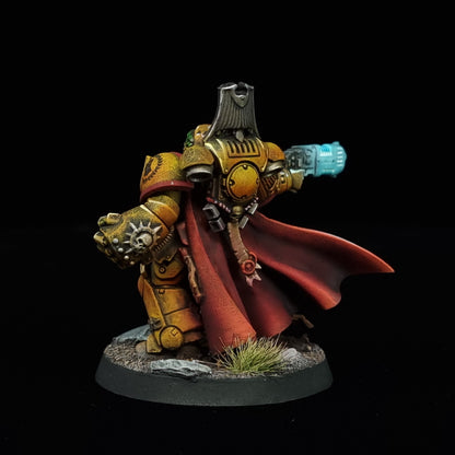 Captain with Power Fist - Imperial Fists - Space Marines - Warhammer 40k