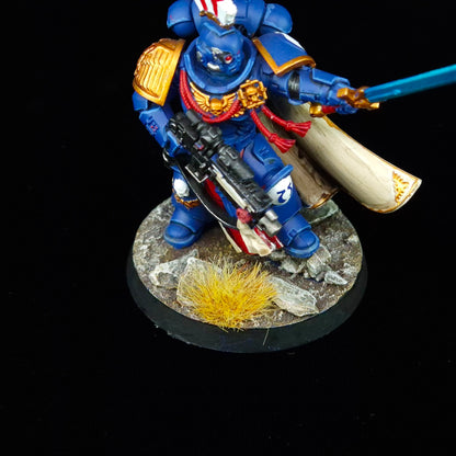 Captain - Ultramarines - Space Marines - Warhammer 40k