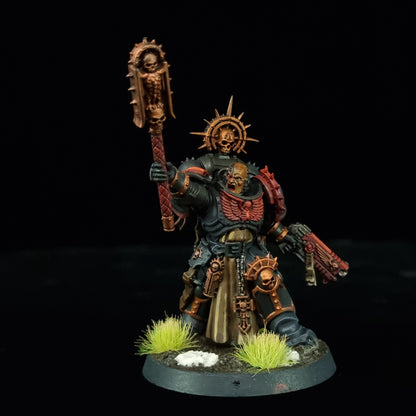 Chaplain - Crimson Fists - Space Marines - Warhammer 40k