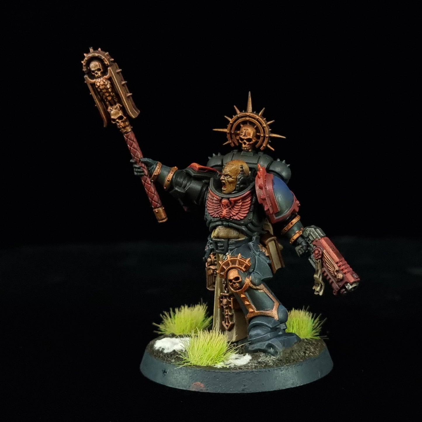 Chaplain - Crimson Fists - Space Marines - Warhammer 40k