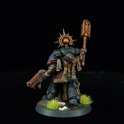 Chaplain - Crimson Fists - Space Marines - Warhammer 40k