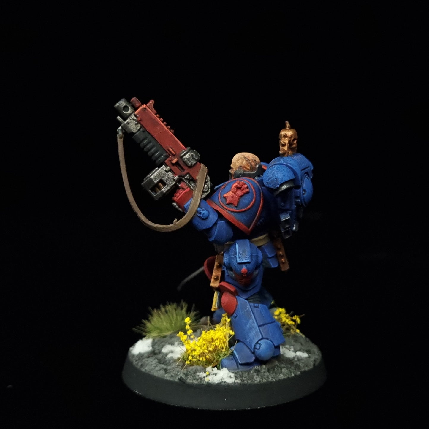 Lieutenant - Crimson Fists - Space Marines - Warhammer 40k