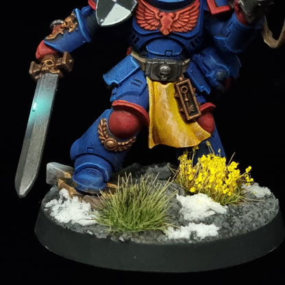 Lieutenant - Crimson Fists - Space Marines - Warhammer 40k