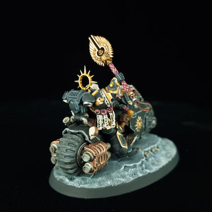 Chaplain on Bike - Ultramarines - Space Marines - Warhammer 40k