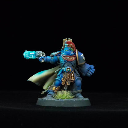 Captain with Power Fist - Ultramarines - Space Marines - Warhammer 40k