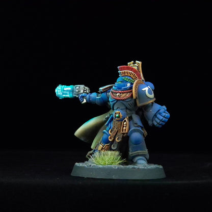 Captain with Power Fist - Ultramarines - Space Marines - Warhammer 40k