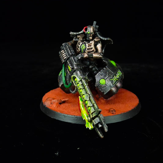 Lokhust Heavy Destroyer - Szarekhan Dynasty - Necrons - Warhammer 40k