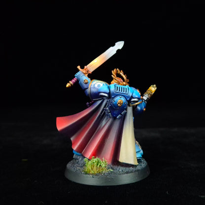 Captain - Ultramarines - Space Marines - Warhammer 40k