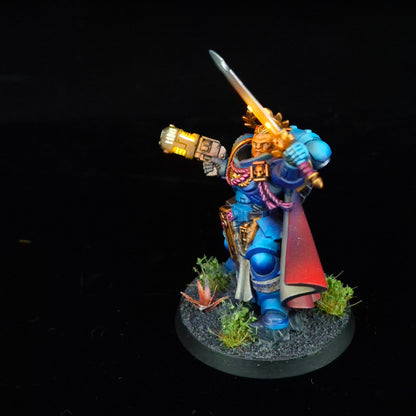 Captain - Ultramarines - Space Marines - Warhammer 40k
