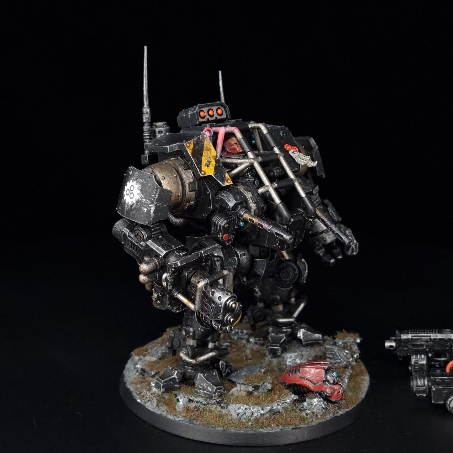 Invictor Tactical Warsuit - Iron Hands - Space Marines - Warhammer 40k