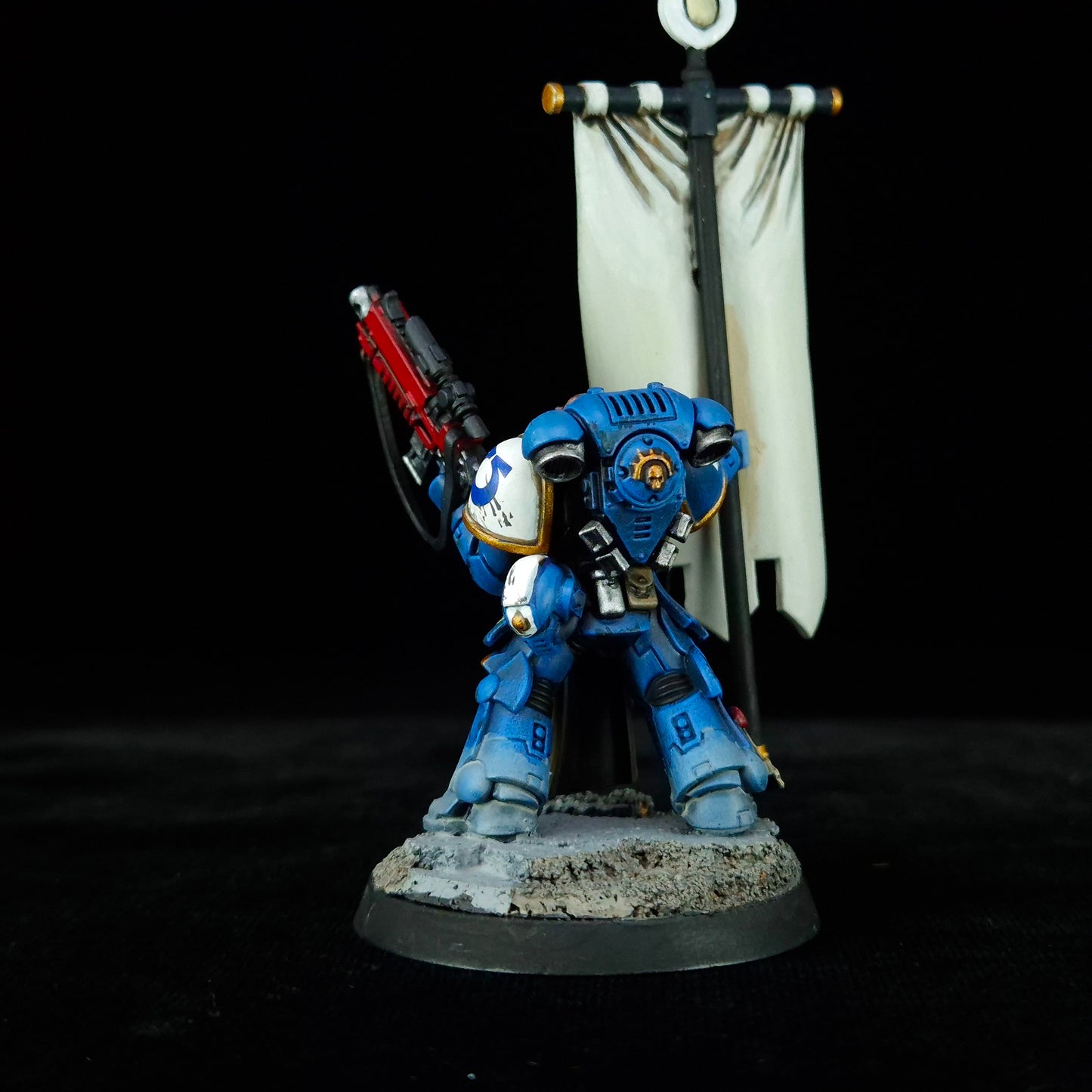 Ancient - Ultramarines - Space Marines - Warhammer 40k