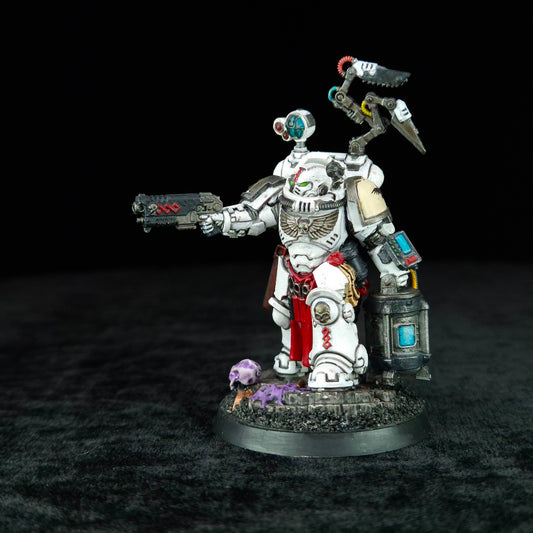 Biologis Apothecary - Blood Ravens - Space Marines - Warhammer 40k