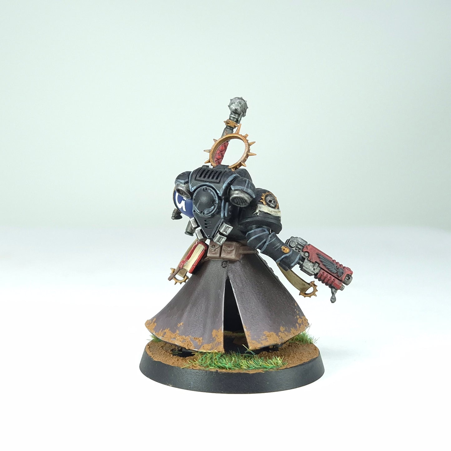 Chaplain - Ultramarines - Space Marines - Warhammer 40k